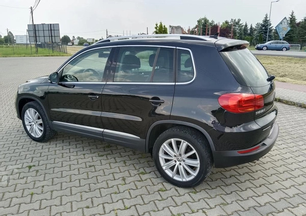 Volkswagen Tiguan cena 39900 przebieg: 230000, rok produkcji 2012 z Stąporków małe 379